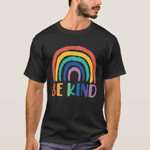 Rainbow Wees vriendelijk lief persoon achter mij d T-shirt