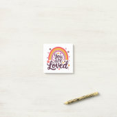 Rainbow You Loved Post-It Notes (Sur un bureau)