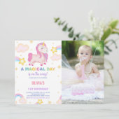 Rainbows Unicorn Anniversaire Invitations avec pho (Debout devant)