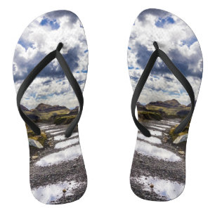 Rainy Day in Torres del Paine NP Teenslippers