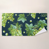 Raisin vert : Aquarelle Motif foncé (Serviette de bain)