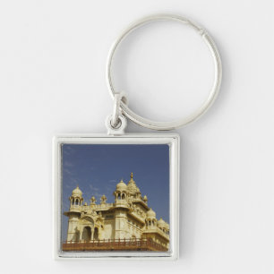 Rajasthan, India Een vrouw staande bij een oude Sleutelhanger