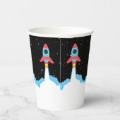 Raketlancering in buitenruimtescheppen op zaterdag papieren bekers (Rechts)