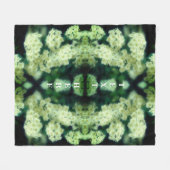 Rambling Wild White Roses Abstract gepersonaliseer Fleece Deken (Voorkant (Horizontaal))