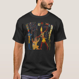 Ramses II staat op het punt gevangenen te offeren T-shirt