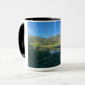 Randonnée dans la forêt tropicale en Alaska Mug (Devant gauche)