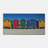Rangée de cases de plage aux couleurs vives (Recto)