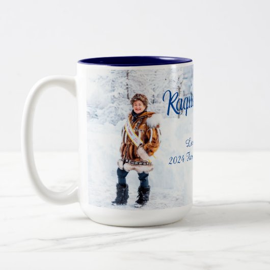 Raquel Edelen Lady Trapper 2024 15oz mug (Gauche)