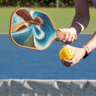 Raquette De Pickleball Aigle Majestueux Tournant Au-Dessus Du Rivage De S