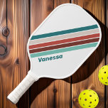 Raquette De Pickleball Arc-en-ciel vintage avec nom<br><div class="desc">La Vintage Mint Rainbow Striped with Name Pickleball Paddle apporte une ambiance fraîche et ludique à la cour avec ses teintes minty et le design dynamique rainbow stripe. Cette pagaie est parfaite pour les joueurs qui veulent ajouter une touche de couleur rétro à leur jeu tout en mettant en valeur...</div>