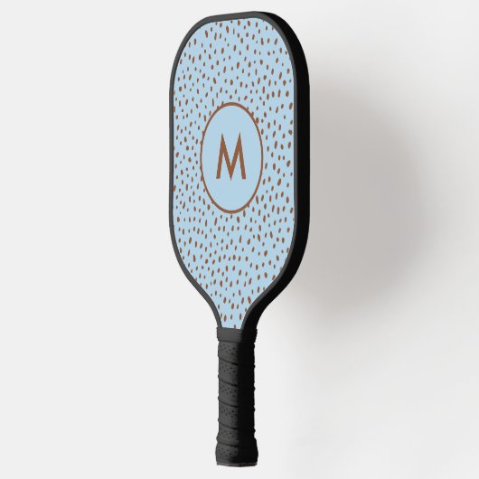Raquette De Pickleball Baby Blue & Boho Terracotta Brown Dots Monogramme (Gauche)