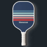 Raquette De Pickleball Bleu nautique vintage à travers la bande avec le n<br><div class="desc">Bleu Nautique vintage à l'autre bout avec nom Pickleball Paddle apporte l'énergie calme et le charme classique de la mer à chaque match, avec son design fluide suggérant mouvement et rythme sur la cour. Son motif saisissant ajoute personnalité et style à chaque rassemblement, transformant chaque moment en une expression d'individualité...</div>