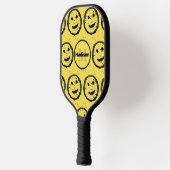 Raquette De Pickleball Cool Happy Smiling face motif jaune Monogramme (Gauche)