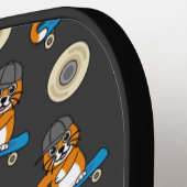 Raquette De Pickleball Cute Orange Chat sur Skateboard Cartoon (Détail gauche)