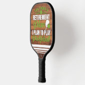 Raquette De Pickleball Drôle Retraite Bois et Monogramme vert (Gauche)