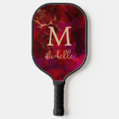 Raquette De Pickleball Élégant Ruby Red Gold Monogramme Nom initial (Verso)