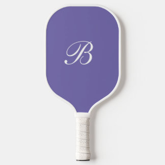 Raquette De Pickleball Élégant script de monogramme violet