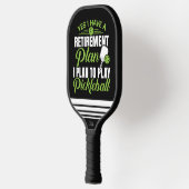 Raquette De Pickleball Funny Retraite Monogramme noir et vert (Gauche)