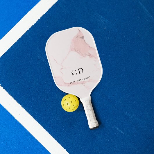 Raquette De Pickleball Initiales de monogramme rose en marbre nom