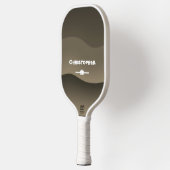 Raquette De Pickleball Juste Pour Lui Élégant Script Nom Chic Camo Print (Gauche)