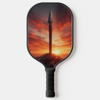 Raquette De Pickleball Lance Épique dans un Paysage de Coucher de Soleil
