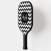 Raquette De Pickleball Lignes simples de motif en chevron noir Monogram (Gauche)