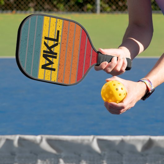 Raquette De Pickleball Monogramme à rayures rétro (Insitu)