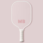 Raquette De Pickleball Monogramme initial moderne simple<br><div class="desc">Simple moderne Monogramme Pickleball Paddle. Créez votre propre pickleball personnalisé avec un nom initial personnalisé.</div>