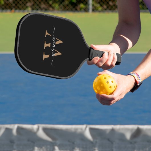 Raquette De Pickleball Monogramme minimal Élégant Noir Nom du script (Insitu)