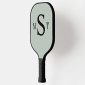 Raquette De Pickleball Monogramme personnalisé Sage vert (Gauche)