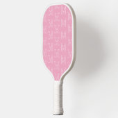 Raquette De Pickleball Motif de monogramme initial rose et blanc moderne (Gauche)