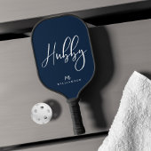 Raquette De Pickleball Navy Modern Minimal Hubby Script Nom personnalisé