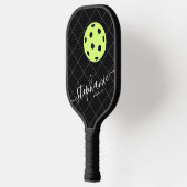 Raquette De Pickleball Noir Blanc Jaune Élégant Script Personnalisé (Gauche)