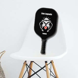 Raquette De Pickleball Noir et blanc Moderne Monogramme Lion Légendes