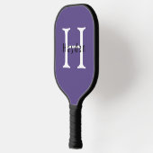Raquette De Pickleball Nom simple et mou du monogramme violet + initial (Gauche)