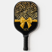 Raquette De Pickleball Ombre Parties scintillant Zebra Gold Bow Monogramm (Verso)
