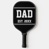Raquette De Pickleball Papa Est. Année Modèle de texte noir et blanc (Verso)