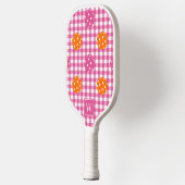 Raquette De Pickleball Pickleball Préparé Gingham Rose Orange Monogramme (Gauche)
