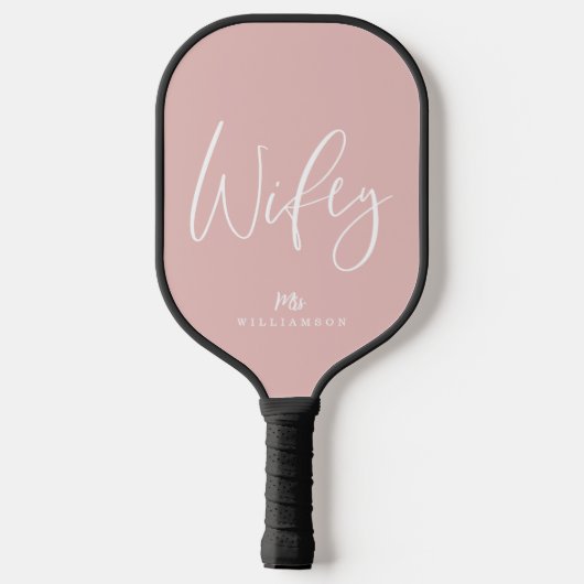 Raquette De Pickleball Pink Modern Minimal Wifey Script Nom personnalisé (Verso)