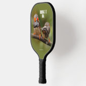 Raquette De Pickleball Pinsons zèbres effrontés sur une branche chanteuse (Gauche)