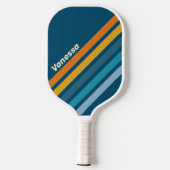 Raquette De Pickleball Rayures en angle avec nom sous soleil bleu (Verso)