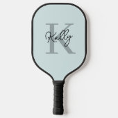 Raquette De Pickleball Script de Monogramme bleu aquatique moderne (Verso)