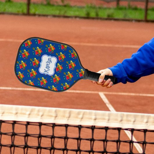 Raquette De Pickleball Super Pickleman drôle sur bleu Personnalisé