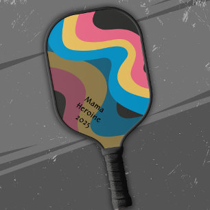 Raquette De Pickleball Vagues rétro en bleu rose jaune avec votre texte