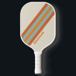 Raquette De Pickleball Vintage Fleur du désert rayures avec nom<br><div class="desc">Laissez votre jeu fleurir avec la force et la beauté tranquilles de la Vintage Fleur du Désert avec Nom Pickleball Paddle. Des rayures douces et assombries font écho à la délicate résilience des fleurs sauvages qui prospèrent sous de larges cieux désertiques, insufflant à chaque rassemblement grâce, chaleur et esprit. Le...</div>