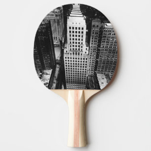 Raquette De Ping Pong 1960 : Une vue aérienne d'un gratte-ciel de