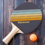 Raquette De Ping Pong Arc-en-ciel rétrograde vintage trié avec nom<br><div class="desc">La pagaie de ping-pong Vintage Retrograde Rainbow Striped avec Name insuffle à votre jeu un style dynamique et d'inspiration rétro. Les bandes arc-en-ciel audacieuses créent un effet visuel saisissant, tandis que l'option de personnaliser avec votre nom ajoute une touche individuelle unique. Parfait pour les joueurs qui apprécient un mélange de...</div>