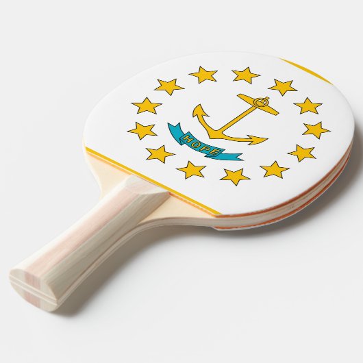 Raquette de ping pong avec le drapeau de Rhode Isl (Devant Angle)