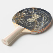 Raquette De Ping Pong Black Marble & Gold Pineapple Wedding Crest & Name (Devant Angle)