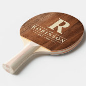 Raquette De Ping Pong Bois de noyer rustique Nom de famille & Initiale (Devant Angle)